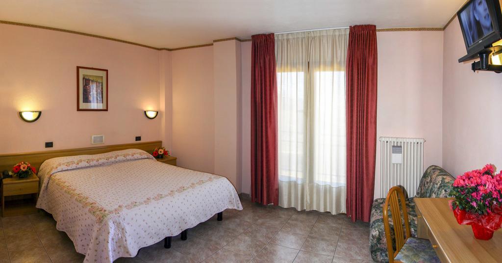 Hotel Les Saisons Saint-Vincent Extérieur photo